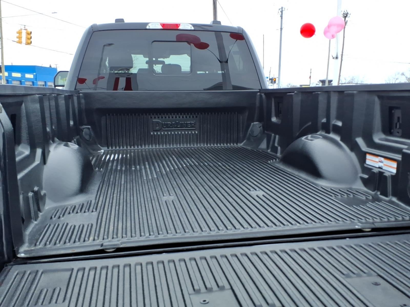 2022 Ford F-350 Super Duty XLT