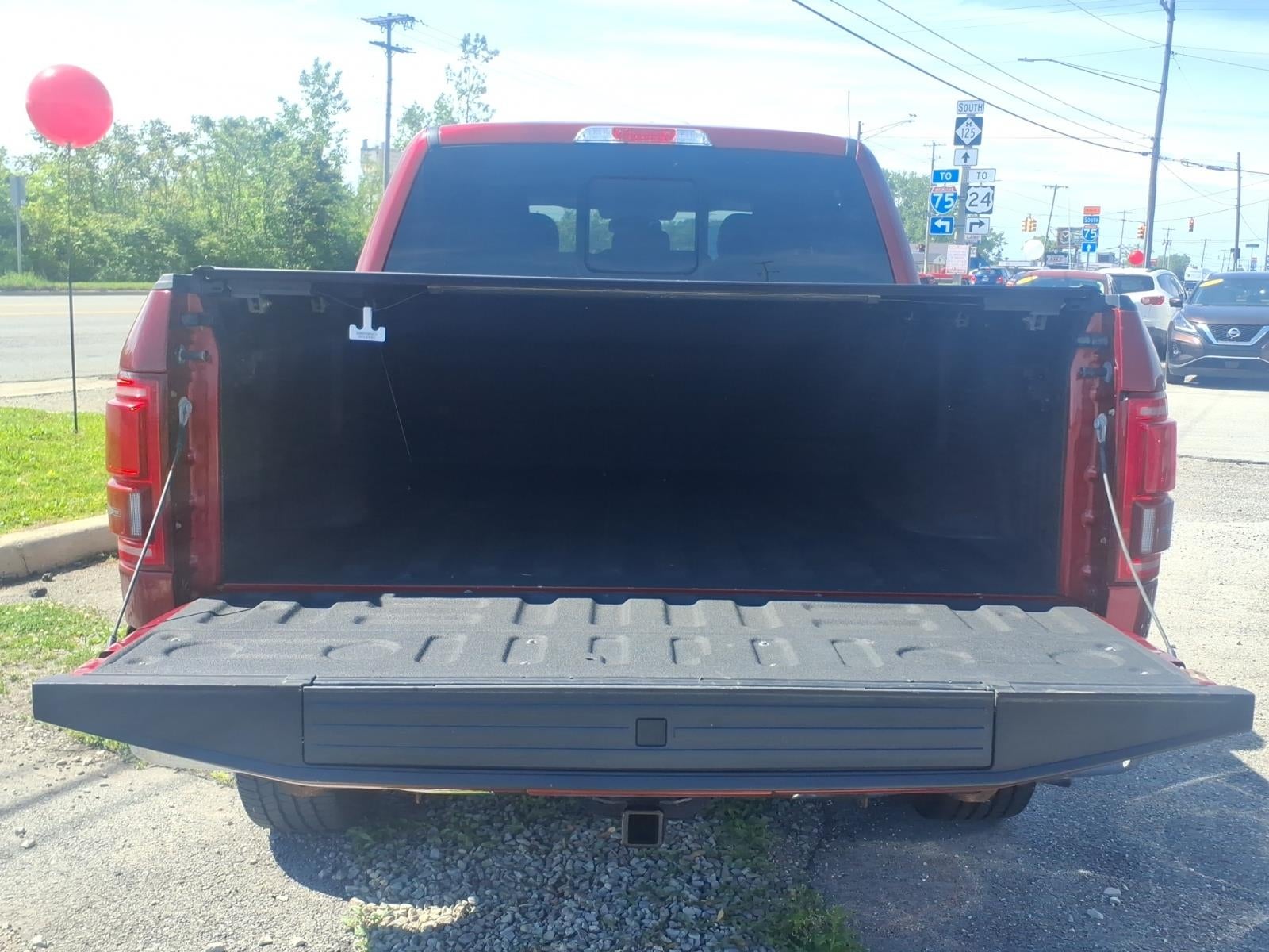 2017 Ford F-150 LARIAT 4WD SUPERCREW 5.5
