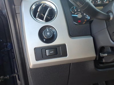 2011 Ford F-150 4WD SUPERCREW 145 LARIAT