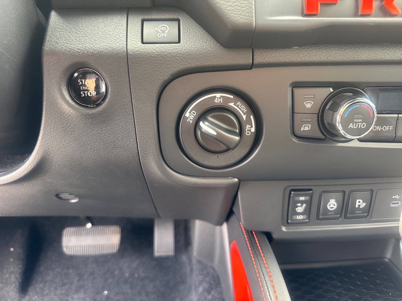2026 Nissan Frontier CREW CAB 4X4 PRO-4X