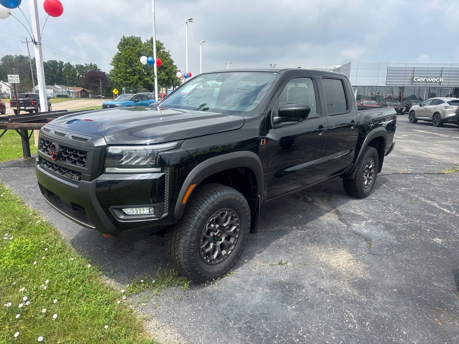 2026 Nissan Frontier CREW CAB 4X4 PRO-4X
