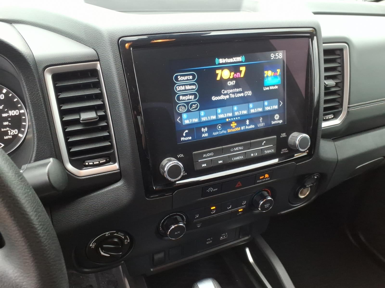 2023 Nissan Frontier SV