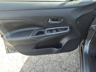 2023 Nissan Versa SR