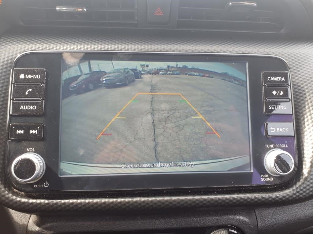 2022 Nissan Kicks SV