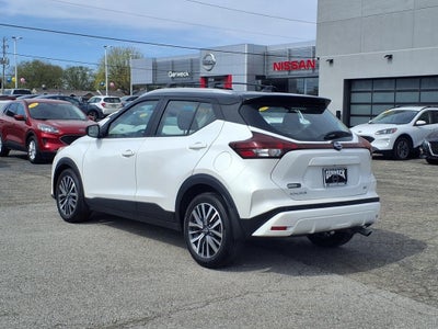 2022 Nissan Kicks SV