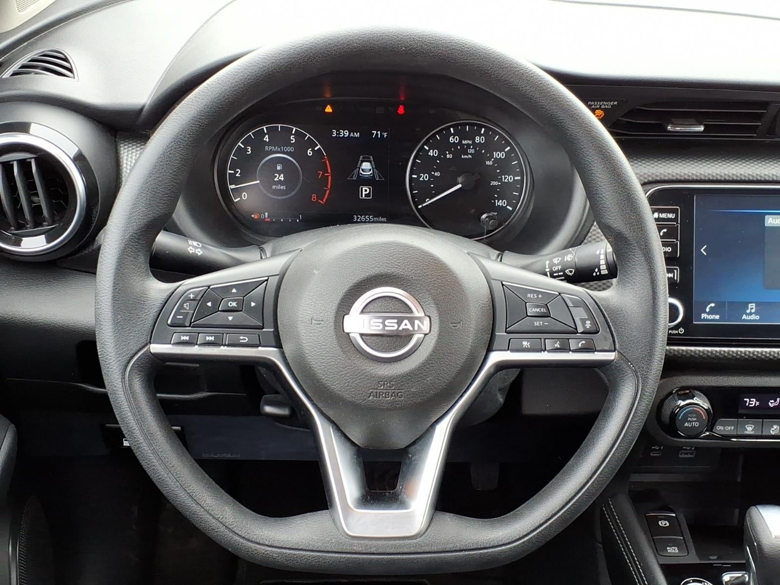 2022 Nissan Kicks SV