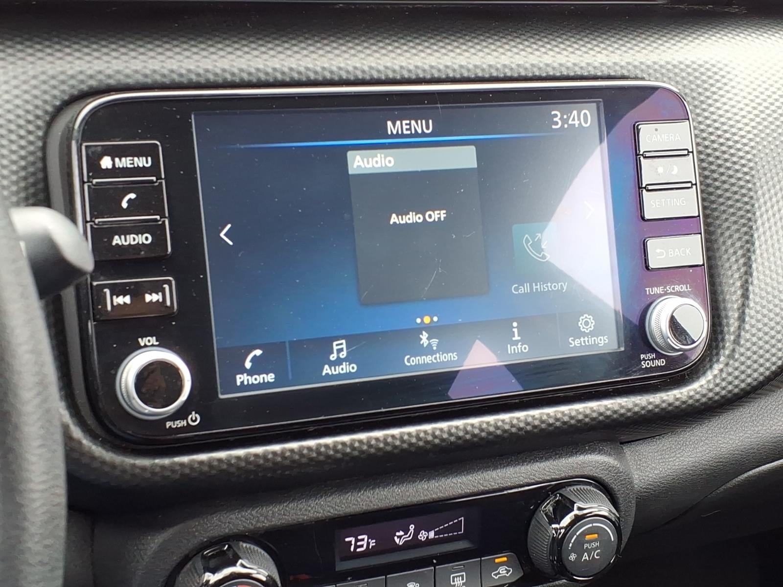 2022 Nissan Kicks SV