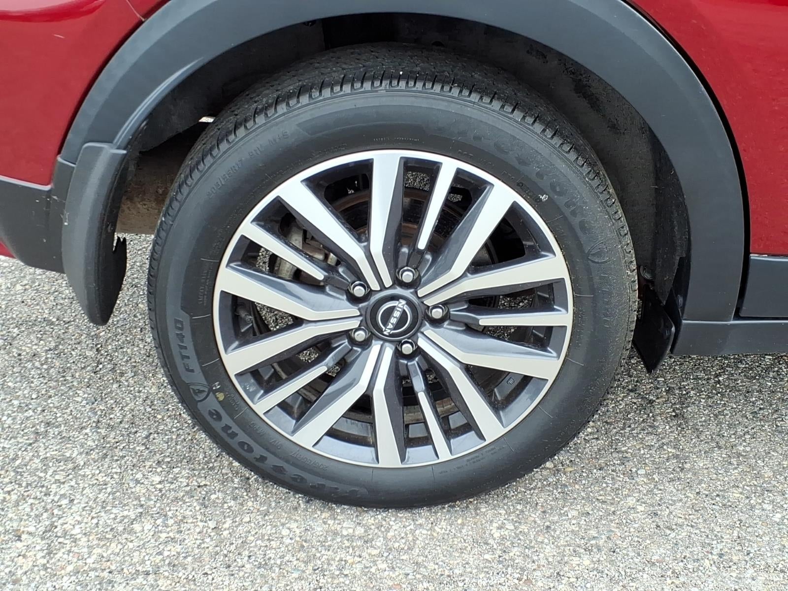 2022 Nissan Kicks SV
