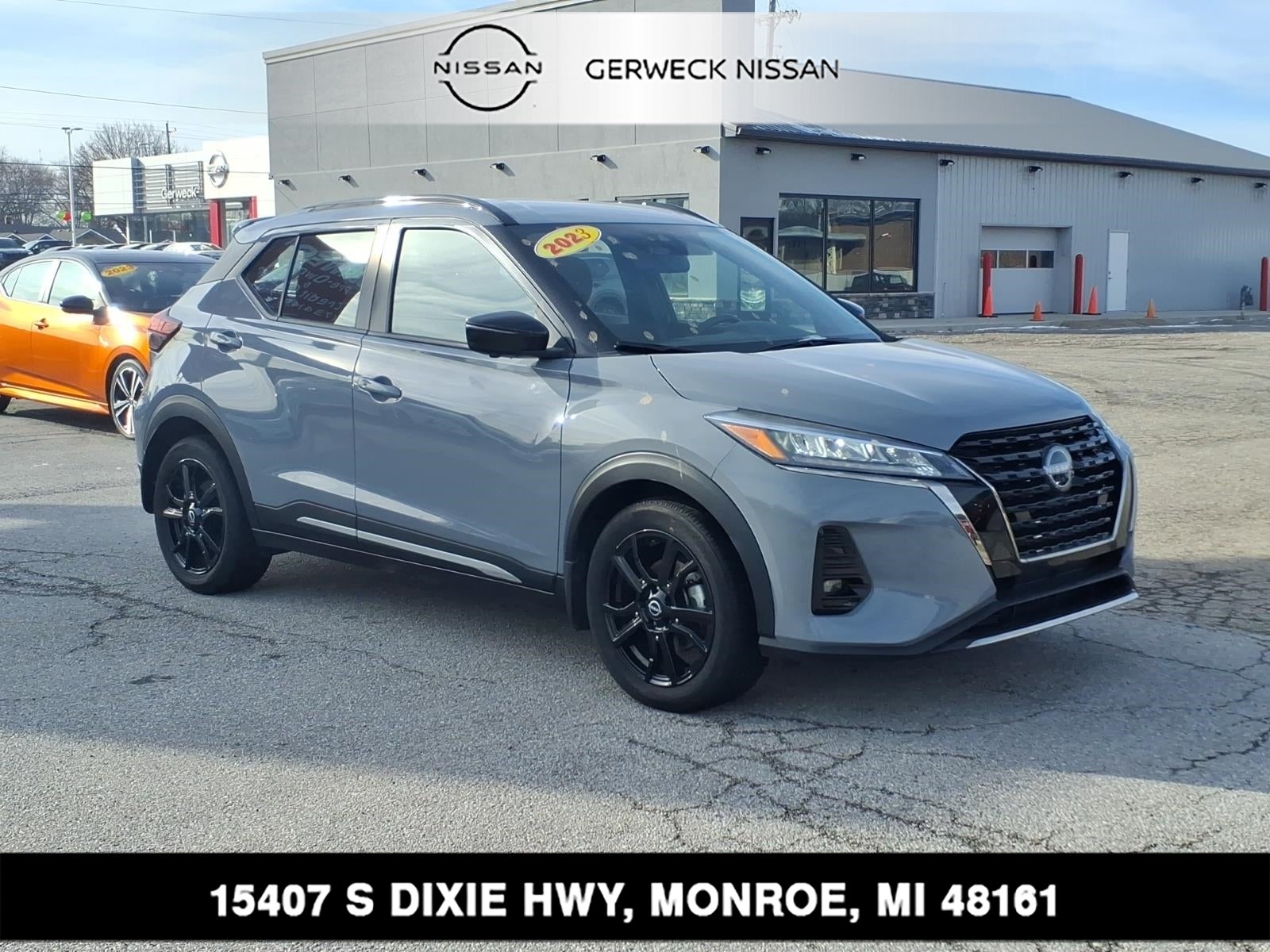 2023 Nissan Kicks SR