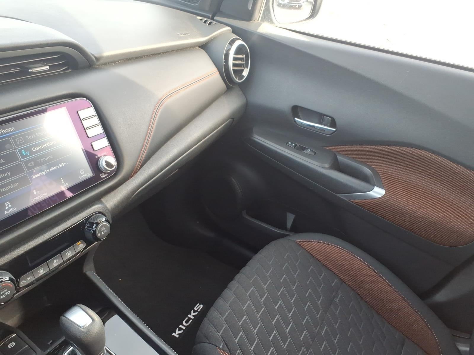 2023 Nissan Kicks SR