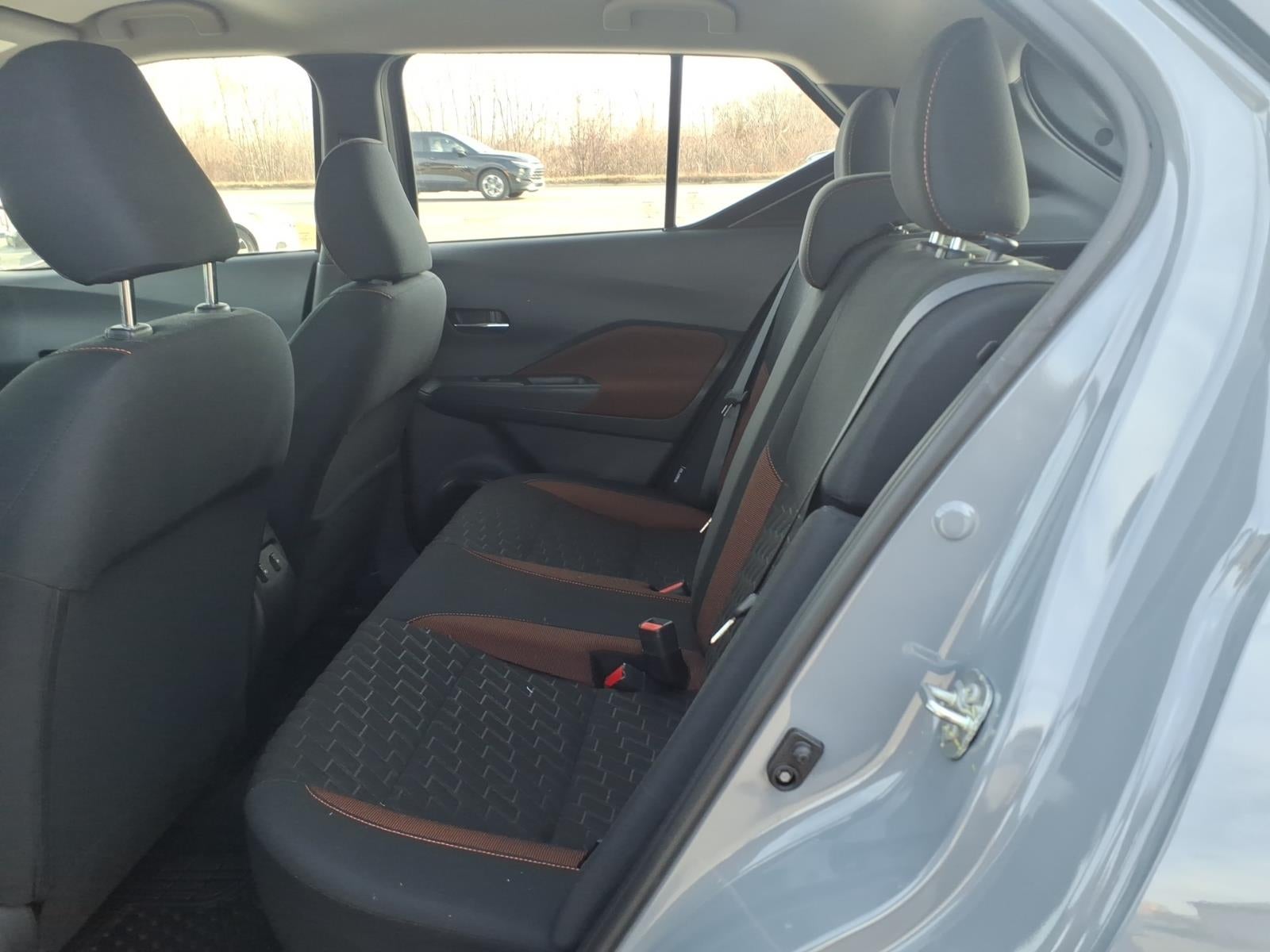 2023 Nissan Kicks SR