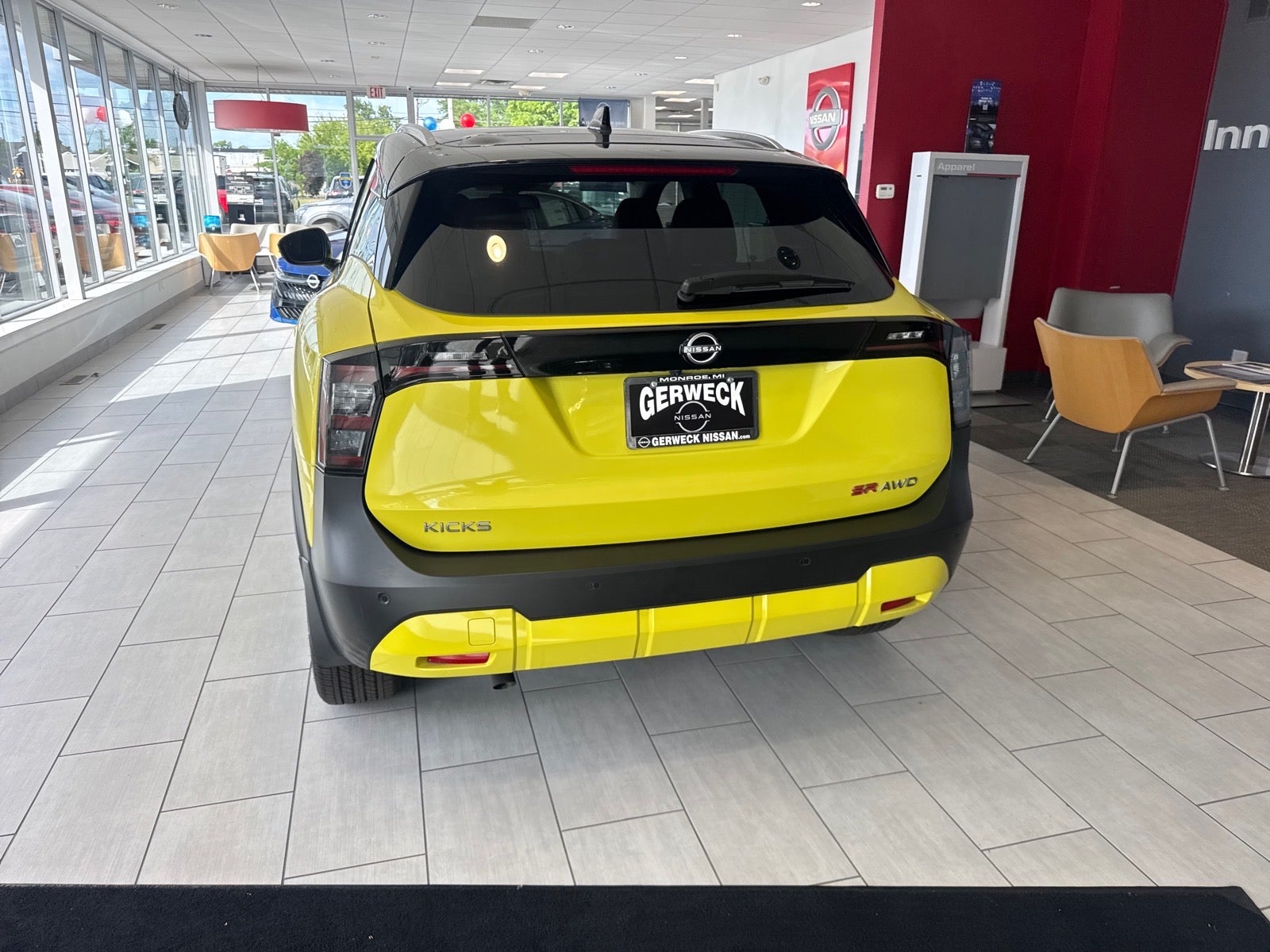 2025 Nissan Kicks SR AWD