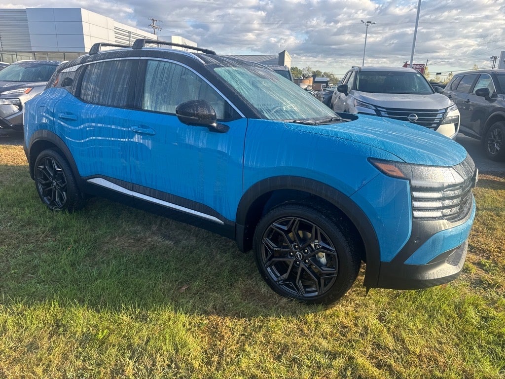 2026 Nissan Kicks SR AWD