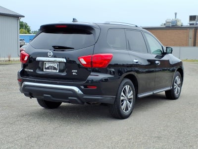 2020 Nissan Pathfinder SL