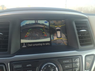 2019 Nissan Pathfinder SL