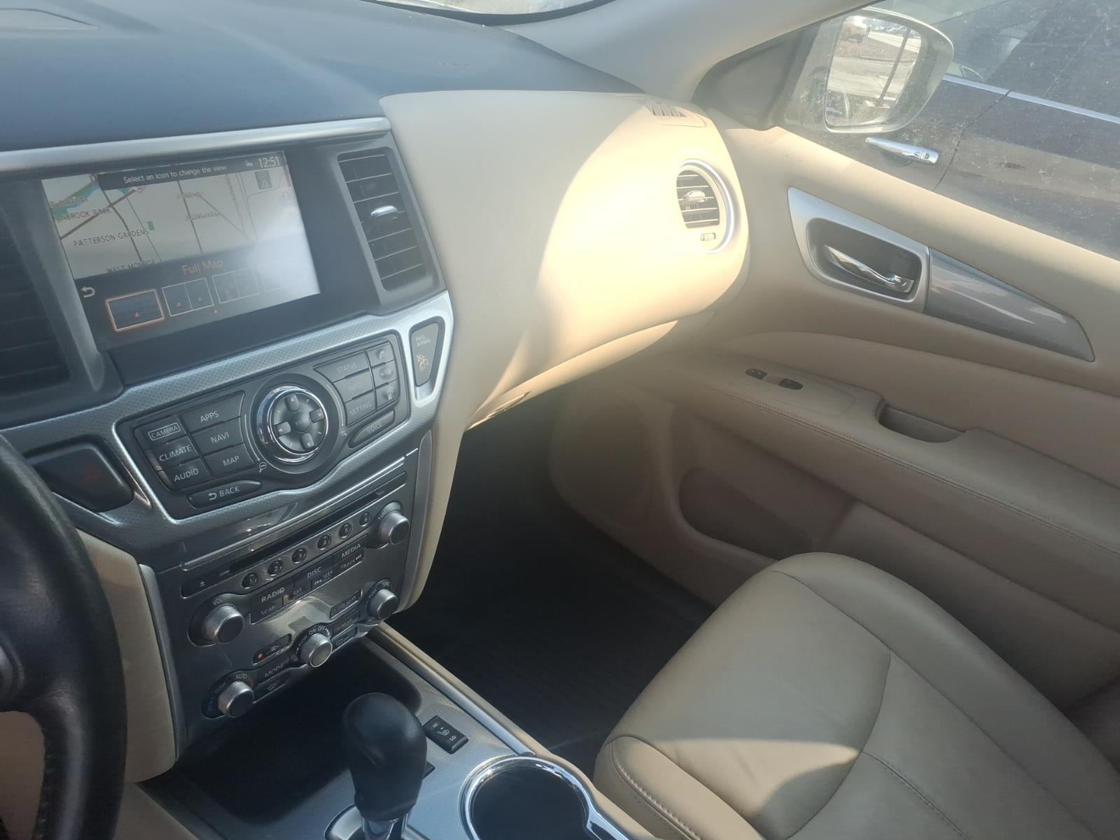 2019 Nissan Pathfinder SL