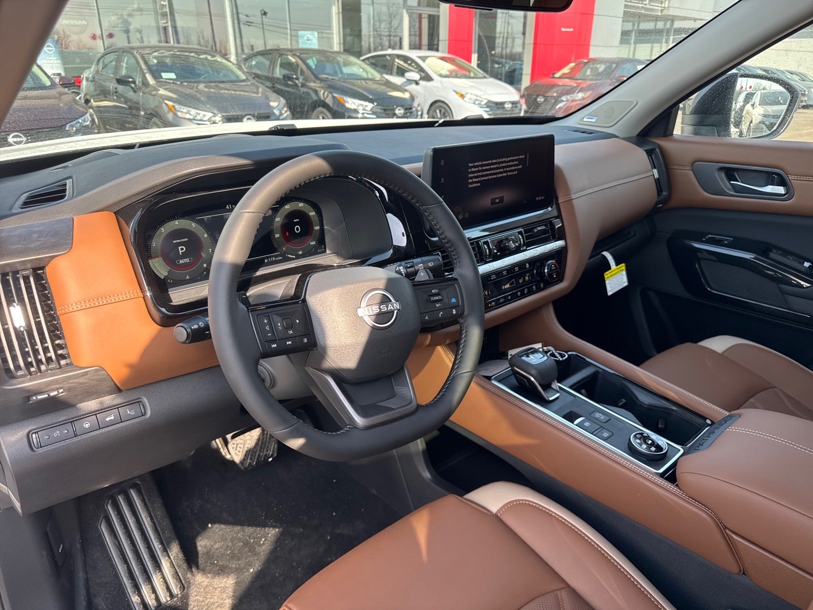 2026 Nissan Pathfinder PLATINUM 4WD