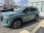 2026 Nissan Pathfinder PLATINUM 4WD
