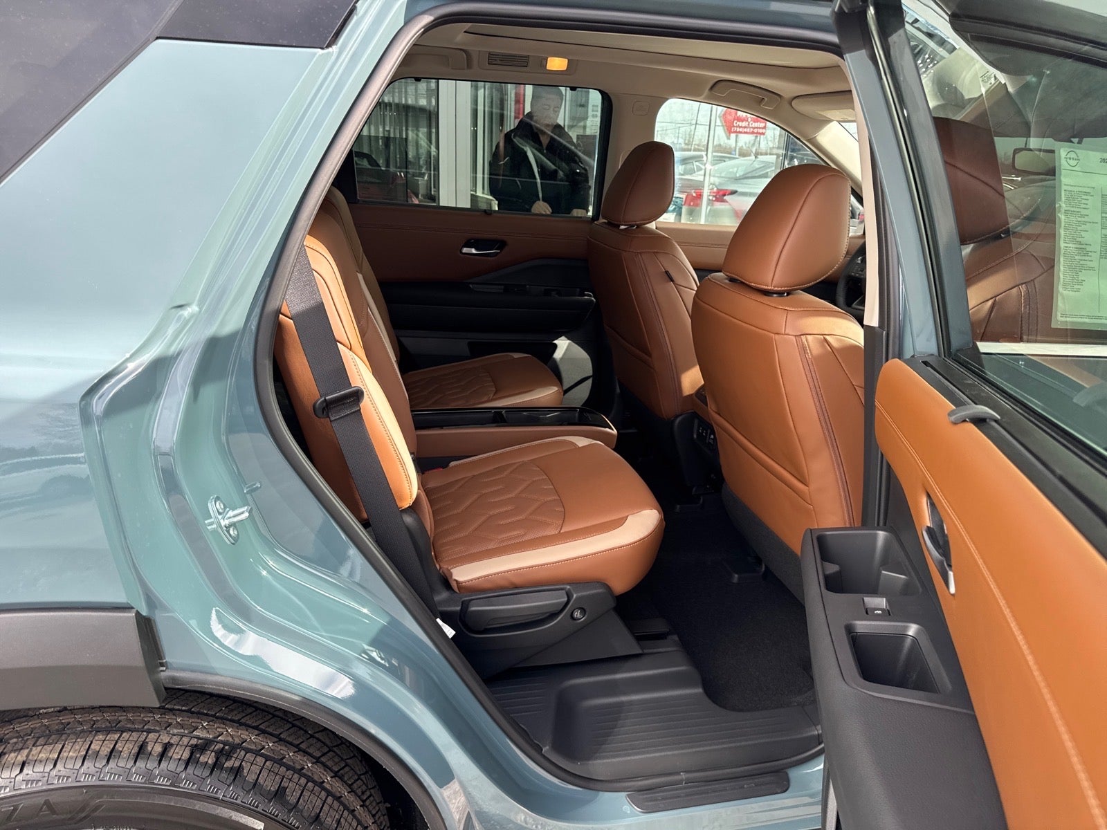 2026 Nissan Pathfinder PLATINUM 4WD