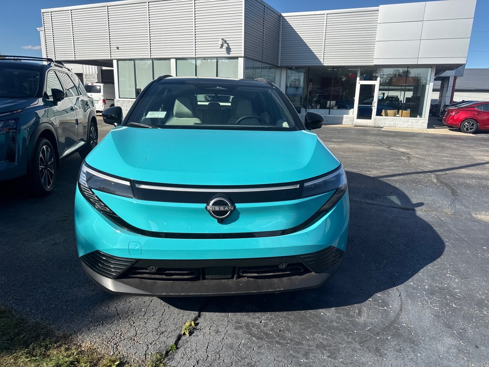 2026 Nissan LEAF Platinum+