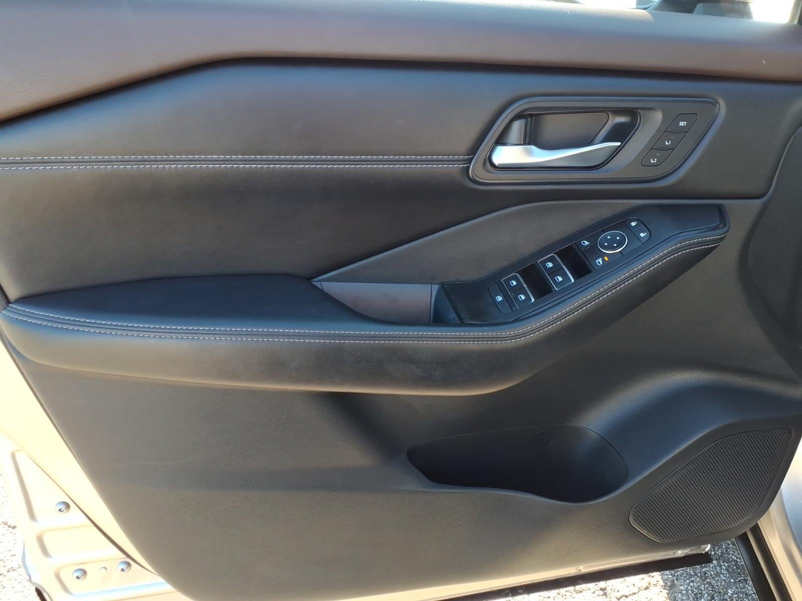 2022 Nissan Rogue SL - Photo 13