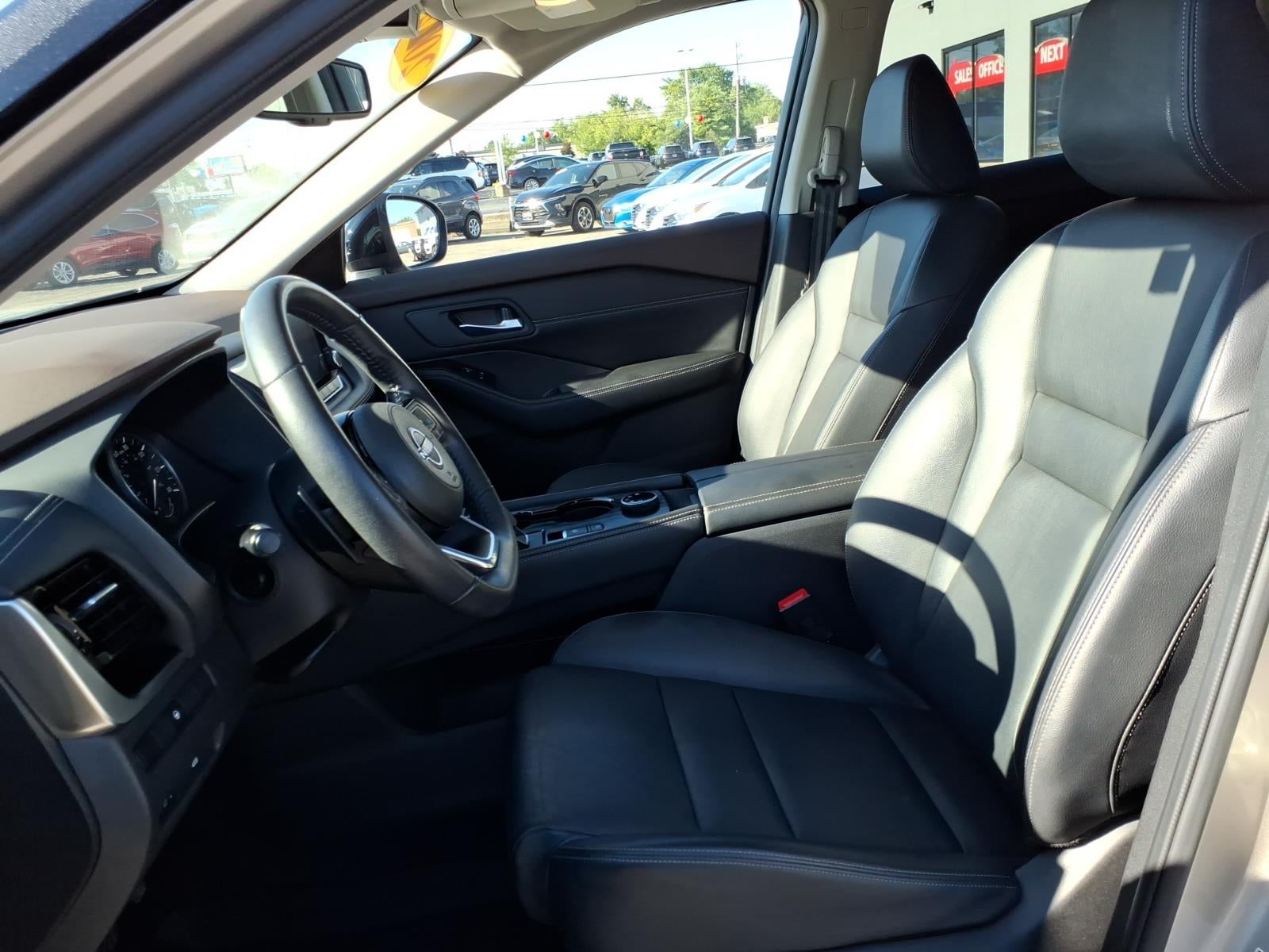 2022 Nissan Rogue SL - Photo 16