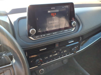 2022 Nissan Rogue SL