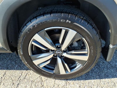 2022 Nissan Rogue SL